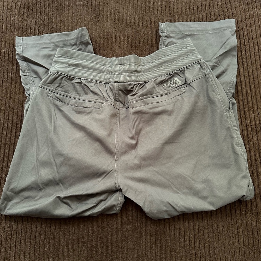 The North Face Aphrodite 2.0 Ladies Crop Pant Size Small Gray - Picture 5 of 6